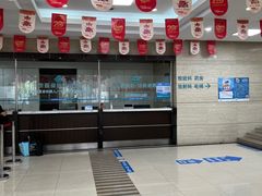 -上海大学附属上海和平眼科医院