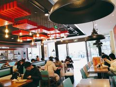 大堂-李先生牛肉面大王(上海站南广场店)