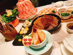 -翡翠小城·海鲜豆捞·广式点心(老佛爷店)