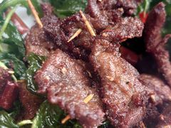 -汤锅大王(新平曹苏黄牛汤锅有限公司)