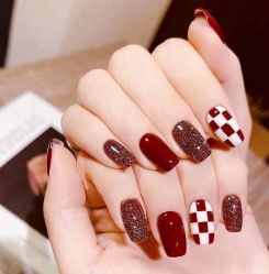 -悦指间美甲美睫