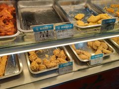 自助取餐区-春苗炸鸡