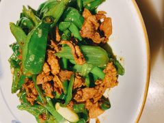 辣椒炒宁乡花猪肉-佬麻雀·剁椒鱼头(京基KK One店)