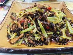 -君华饭店·腊排铜火锅