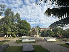 -吐斯廉屠杀博物馆