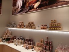 零售区-好利来(乐堤港店)