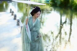-一揽芳华汉服旗袍体验馆(拙政园店)