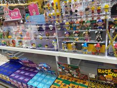 -泡泡玛特POPMART(上海环球港店)