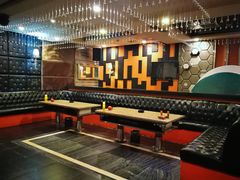 -蓝尊量贩(黄河路店)