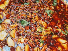 -有红鸡毛店·川菜(建设路店)