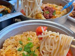 -灵芝妹子海鲜米线(劳动公园店)