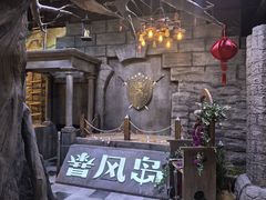 -暴风岛沉浸式体验馆(百联世纪店)