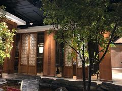 -萨拉伯尔(燕莎友谊商城店)