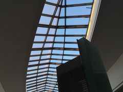 -上海滴水湖皇冠假日酒店