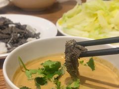 -清真吴记门钉肉饼·喜多利