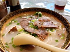 -肇兴特色牛肉粉