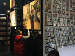 -钟书阁(松江泰晤士小镇店)