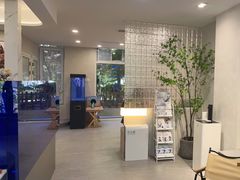 -伟伟宠物医院·CT影像中心·瑞派犬猫综合性门诊(汉口总院)