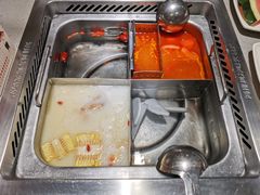 四宫格锅底-海底捞火锅(海宁路店)