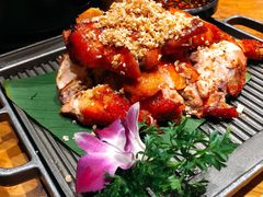 -老滇山寨•云南特色菜•地方菜•民族风情歌舞表演(金碧店)