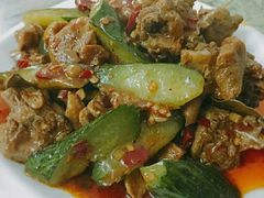 老黄瓜烧肉-亢龙太子酒轩(东湖店)