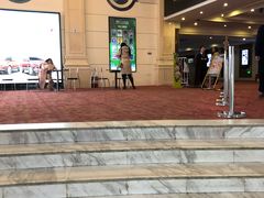 -SFC上影影城(南京新城市广场店)