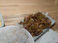 -老乡鸡(融科天地店)