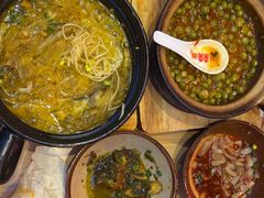 -有红鸡毛店·砂锅菜(抚琴夜市店)