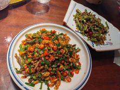 -川流不息·地道川菜·小龙虾(松东路店)