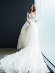 -Vera Wang婚纱礼服旗舰店