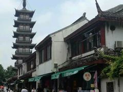 -汇龙潭