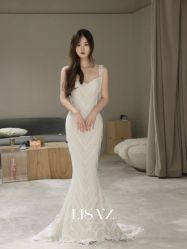 -Renee芮亦婚纱(原丽莎)