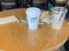 -星巴克臻选(莘庄仲盛店)