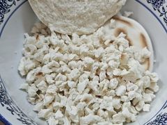 -一间楼牛羊肉泡馍馆(东一路店)