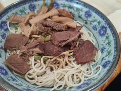 -牛师傅牛肉面(尚隆路店)