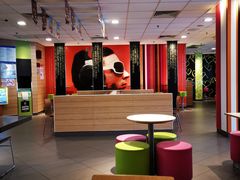 大堂-麦当劳(新闸路店)