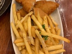 -玛格萝妮比萨屋(四平店)
