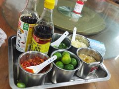 -三亚火车头万人海鲜广场