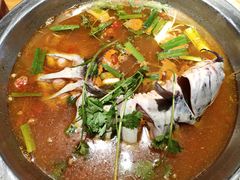 -野山舂·贵州现舂酸汤火锅(鸿通城店)