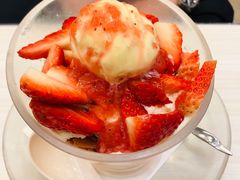 草莓提拉米苏芝士雪-满记甜品(日月光二店)