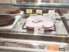 -VENCHI 闻绮(上海佛罗伦萨小镇店)