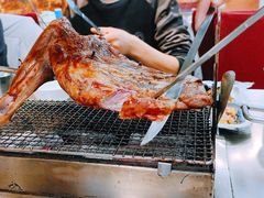 碳烤羊腿-腾格勒烤羊腿