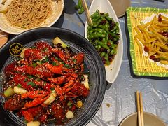 -肥肥虾庄·金牌油焖大虾(杨园滨江时代walk店)