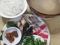 -桥香园云南过桥米线(金马碧鸡店)