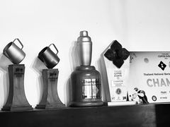 -Roast8ry Coffee Lab
