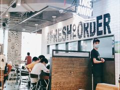 用餐区-卡乐星(美罗城店)