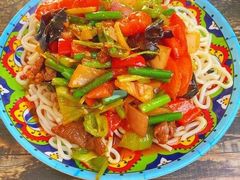 -歹歹的加个面过油肉拌面
