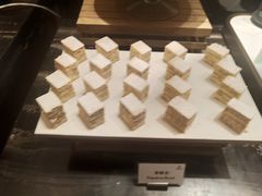 -岷山饭店-芝芝自助餐厅