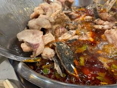 -肖肖酸萝卜鱼火锅(总店)