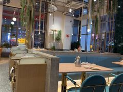 -红樱桃·欢乐餐厅(太原里店)